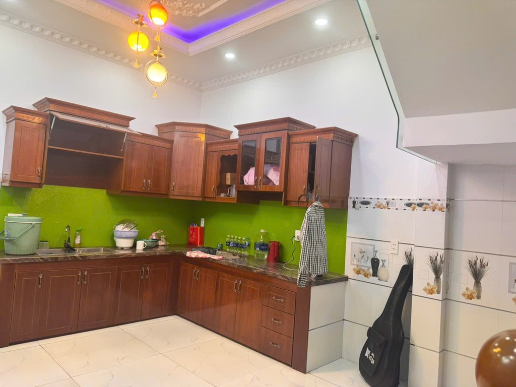 NHÀ GẦN LÊ VĂN QUỚI, 79M2, 5 TẦNG, ĐƯỜNG XE TÂI GIÁ NHỈNH 6 TỶ - Ảnh 1